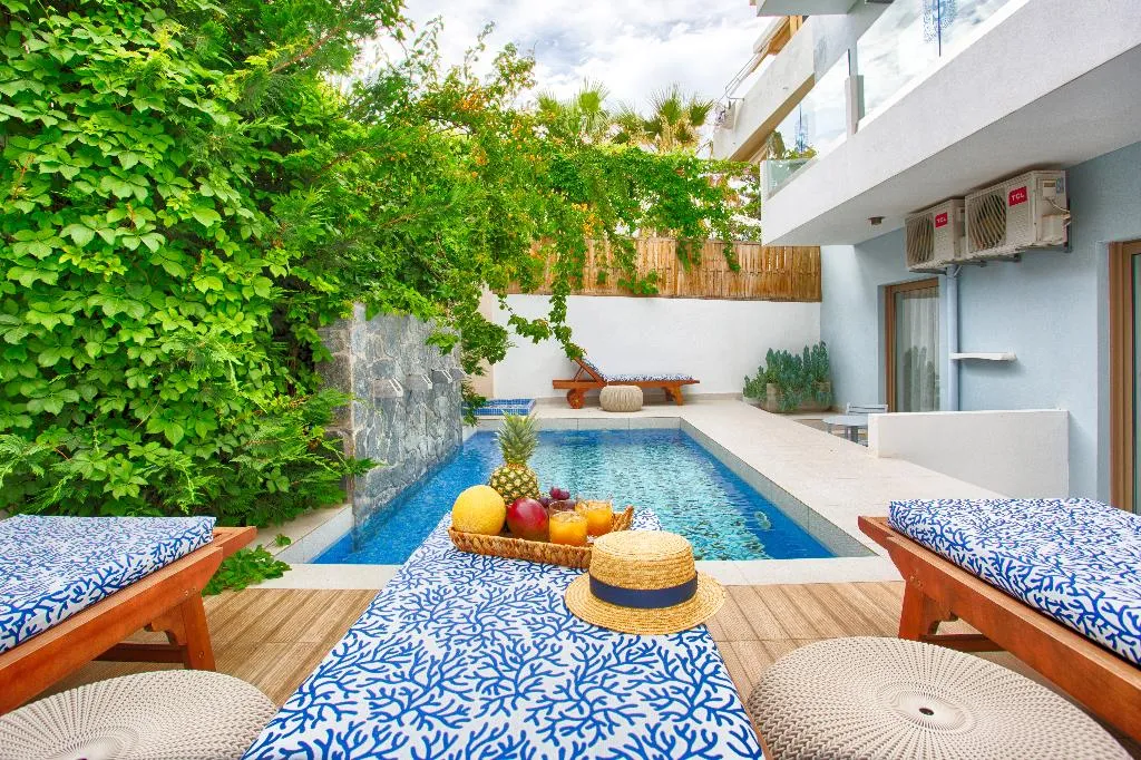 Pool, Enorme Serenity Spritz, Crete