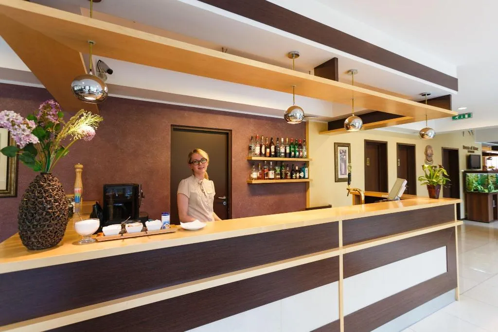 Bar, Rocca al Mare, Tallinn