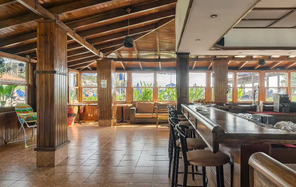 Bar, Begeti Bay, Crete