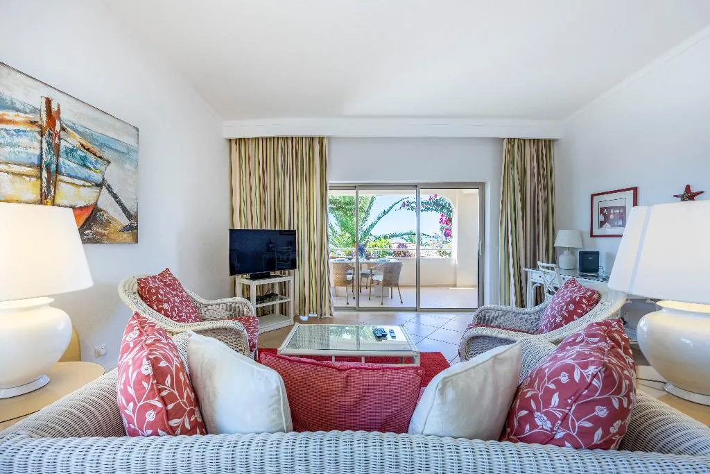 APARTMENT TWO BEDROOMS Room, Vila Palmeira, Algarve