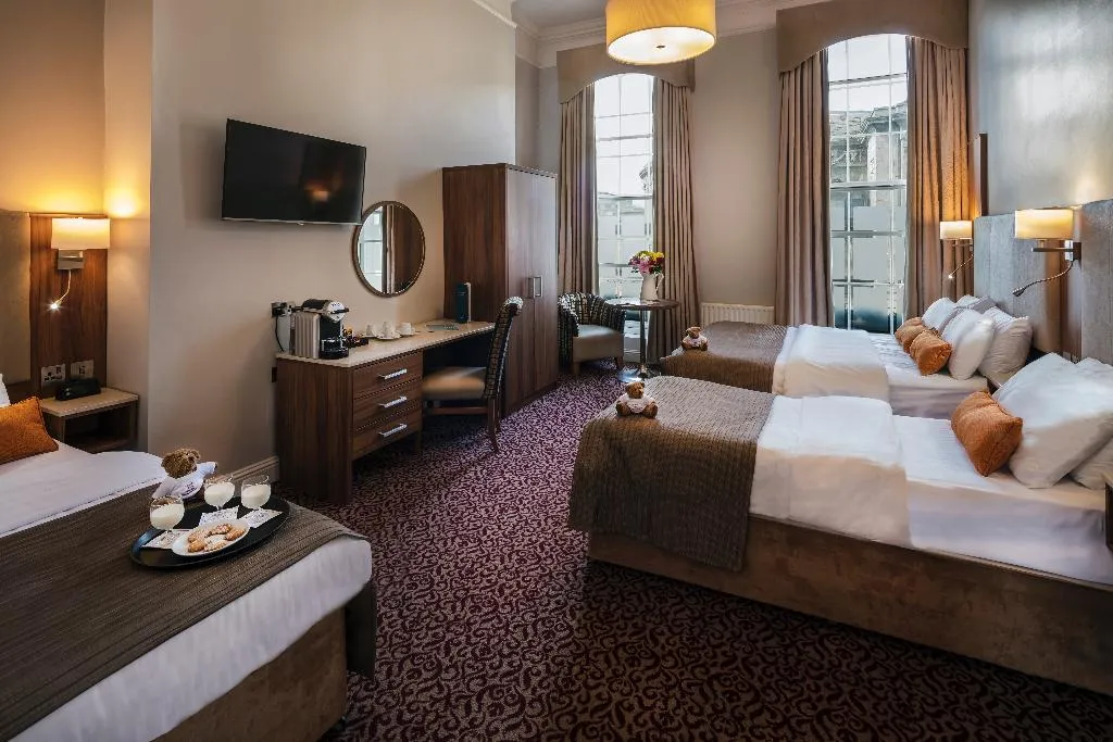 FAMILY ROOM STANDARD Room, Cassidys, Dublin