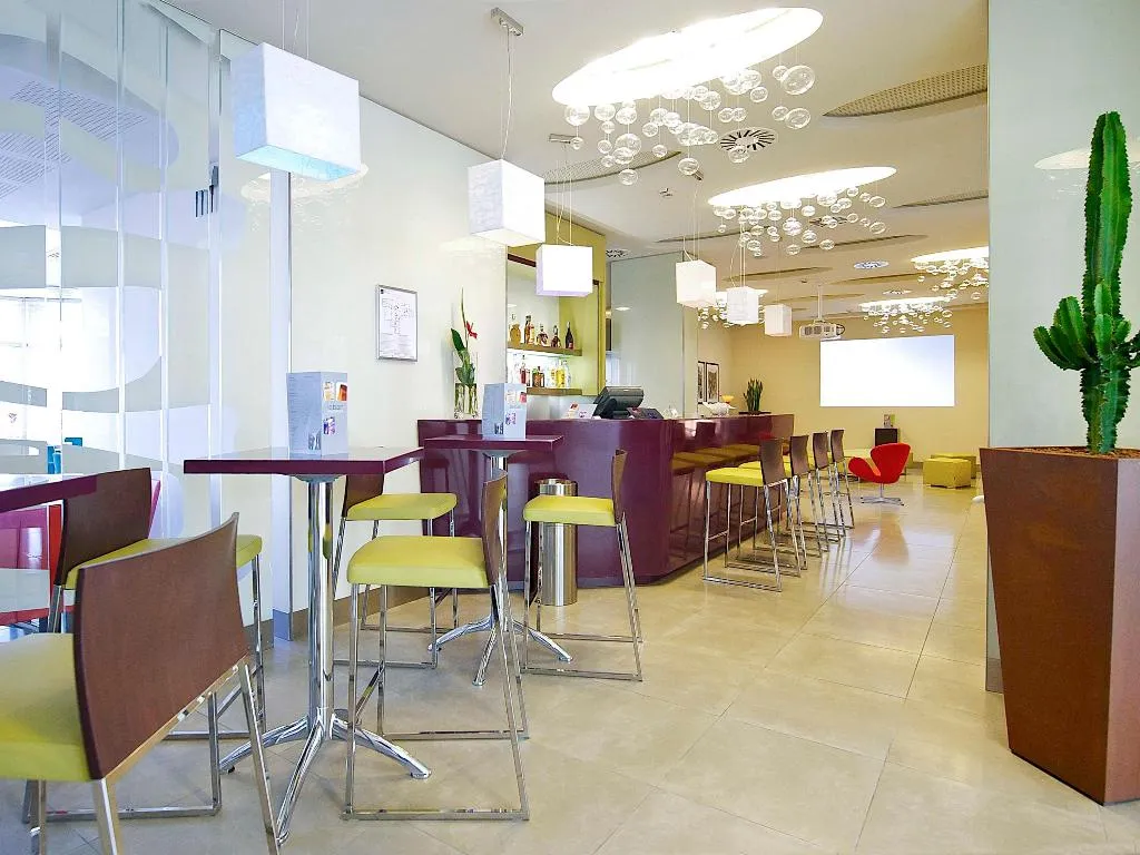 Bar, Novotel Salerno Est Arechi, Naples