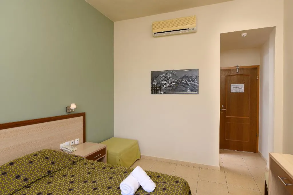 Double or Twin SEA VIEW Room, Alianthos Beach Hotel, Crete