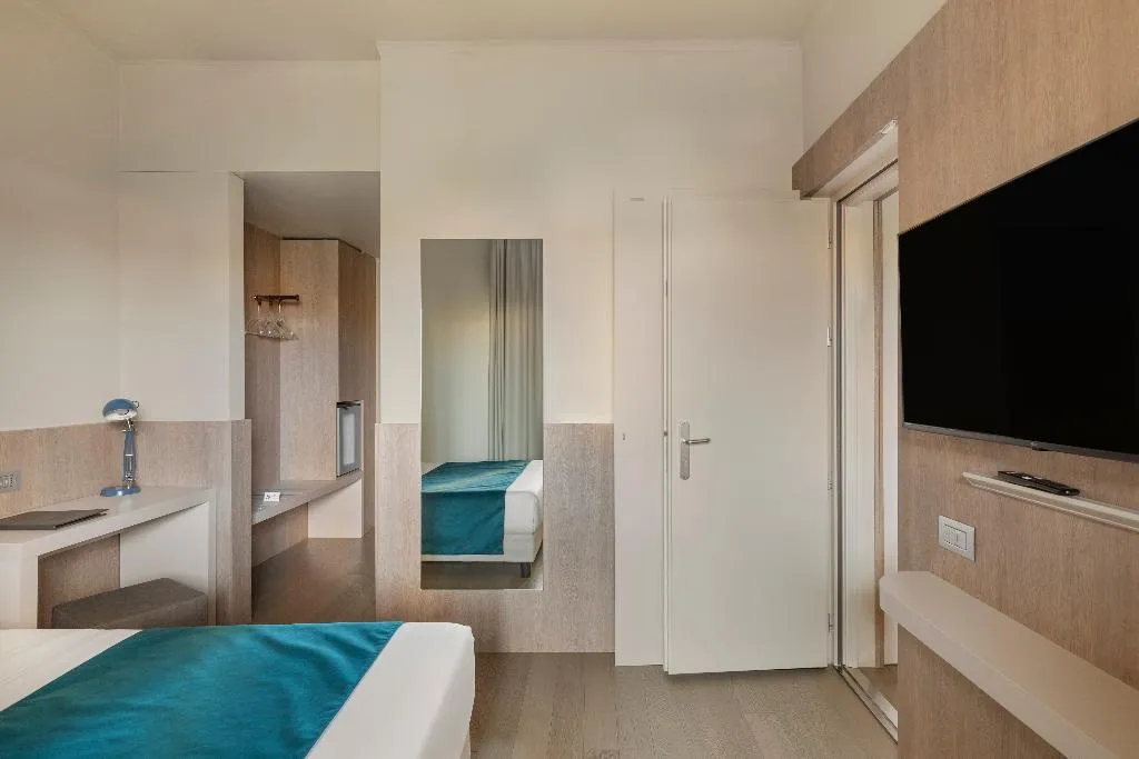 Room CONNECTING ROOM Room, Living Hotel Milano, Milan
