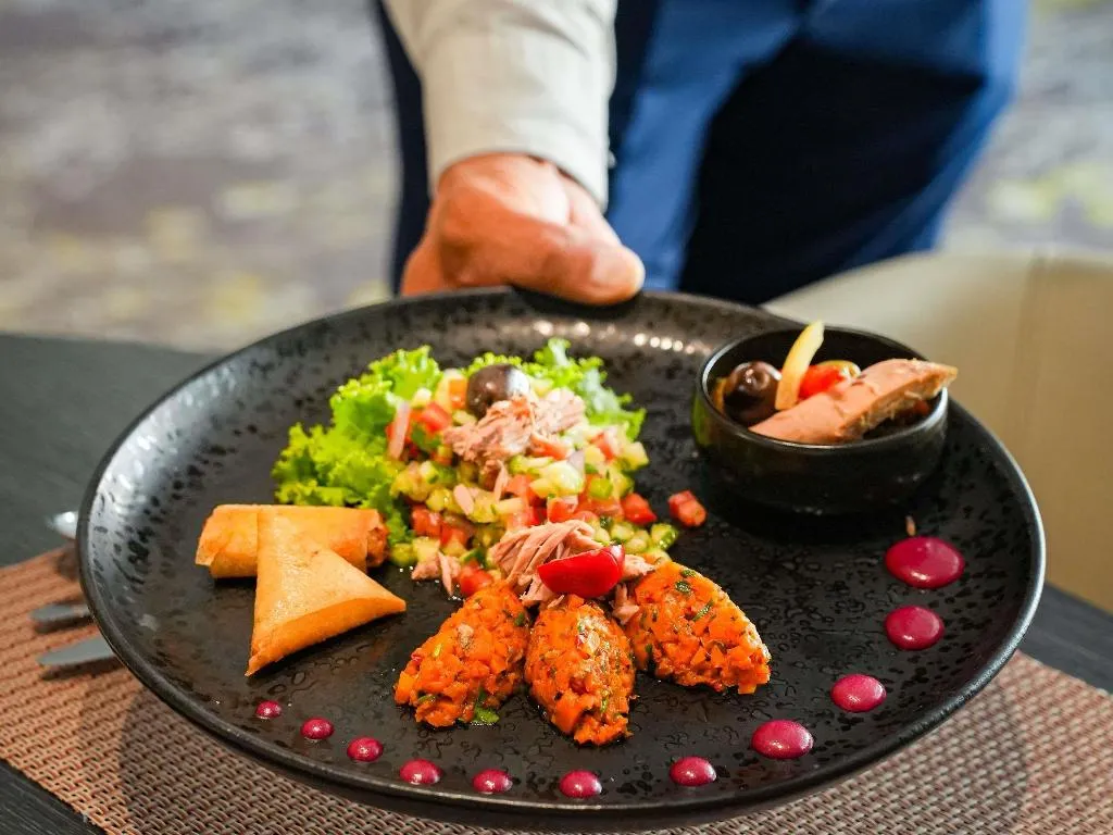 Restaurant, Novotel Tunis Lac, Tunisia