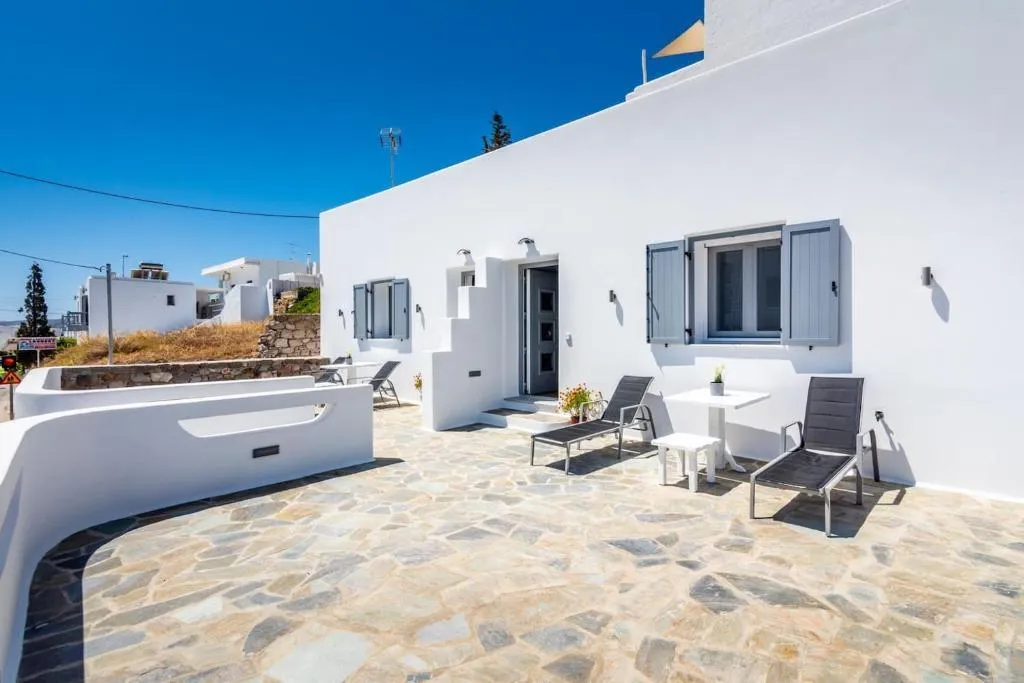 APARTMENT ONE BEDROOM Room, Island Dreams, Santorini