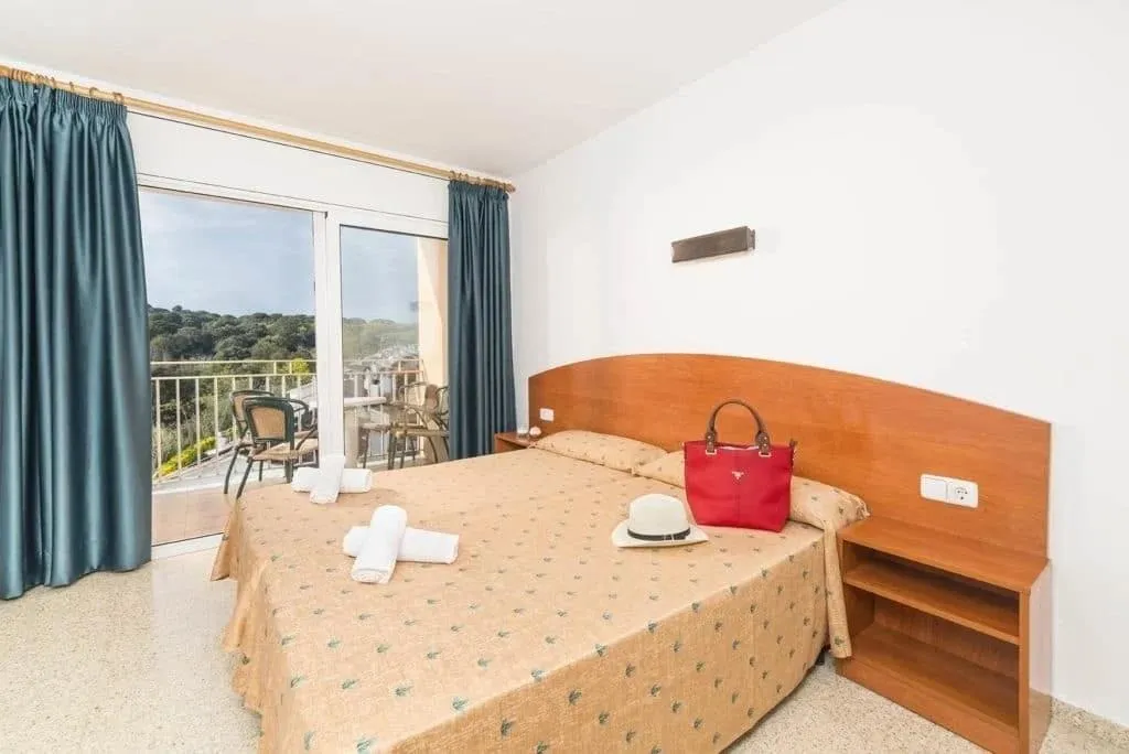 APARTMENT CAPACITY 4 ONE BEDROOM Room, Apartaments Condado, Costa Brava