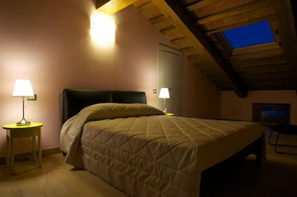 Room, Tenuta Borgo Santa Cecilia, Umbria
