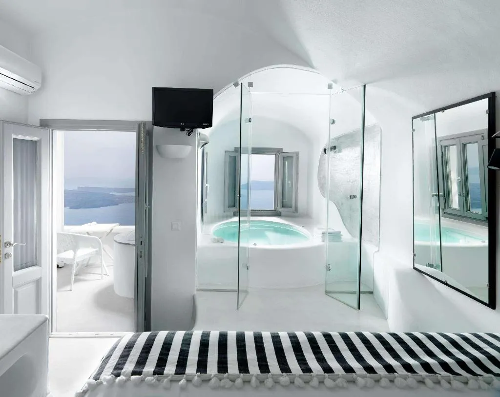 Room, Tholos Resort, Santorini