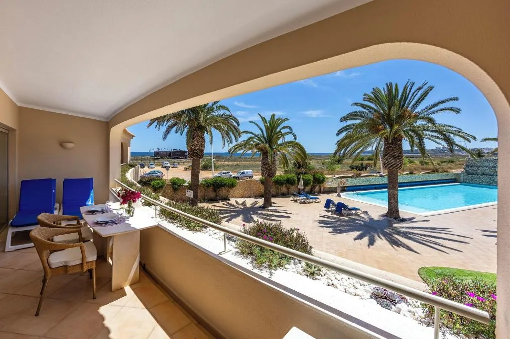 Room, Vila Palmeira, Algarve