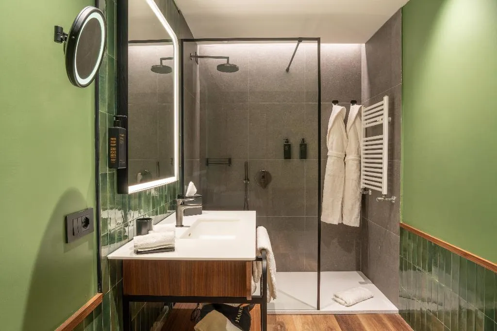 DOUBLE GUEST ROOM Room, Picciolo Etna Golf Resort & Spa, Curio Collection, Catania