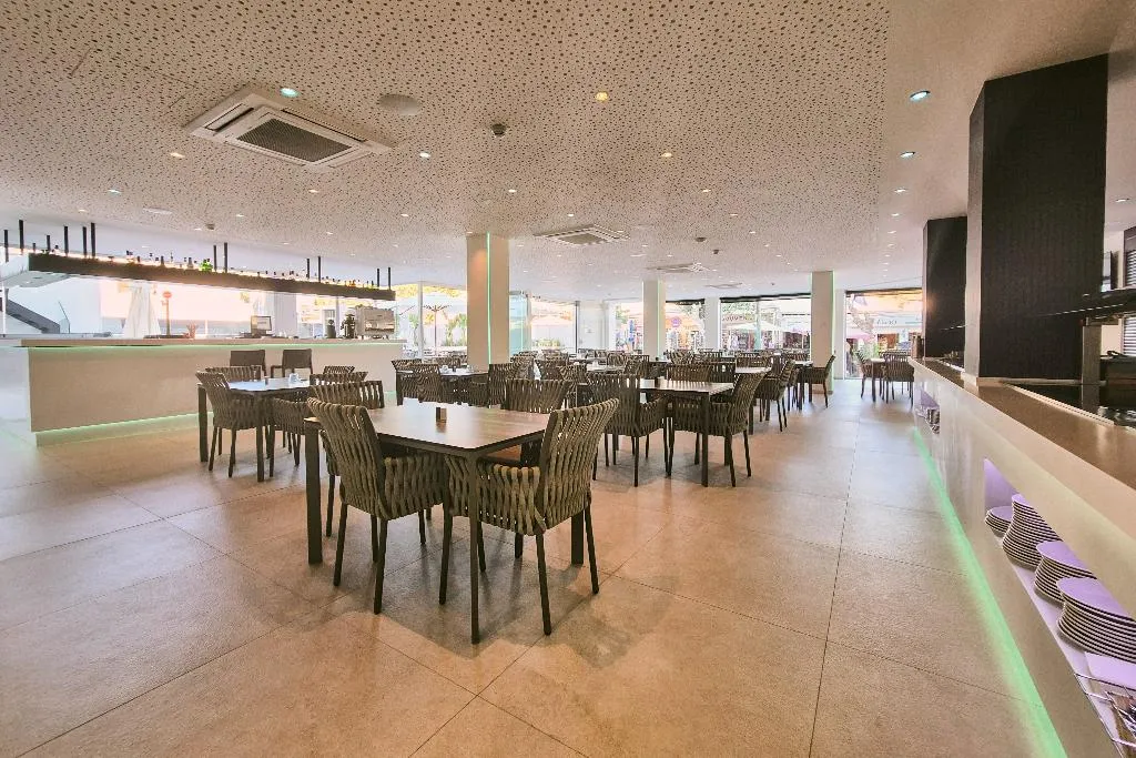 Restaurant, Apartamentos Ponent, Majorca