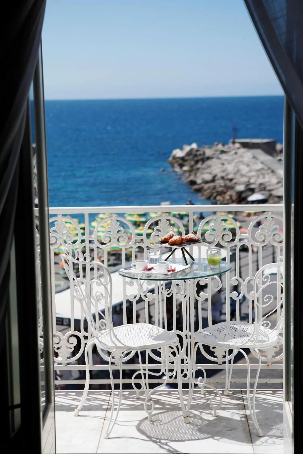 Beach, Hotel Residence Amalfi, Naples