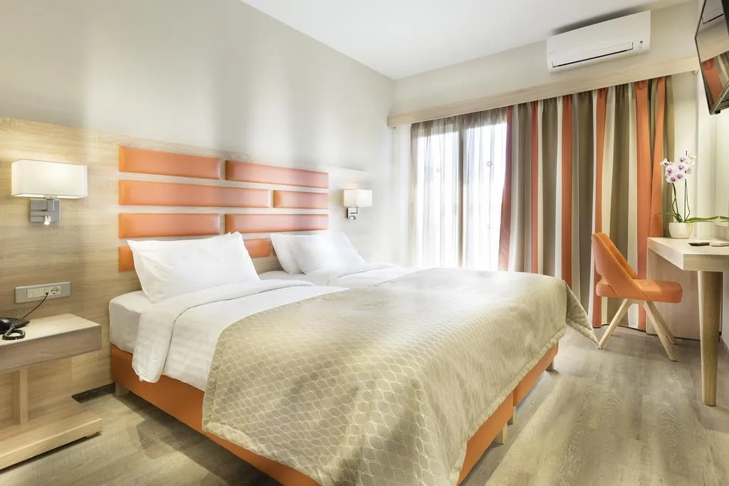 Room, Jason Inn, Athens