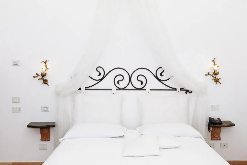 Room, Villa Principe Giovanni, Naples