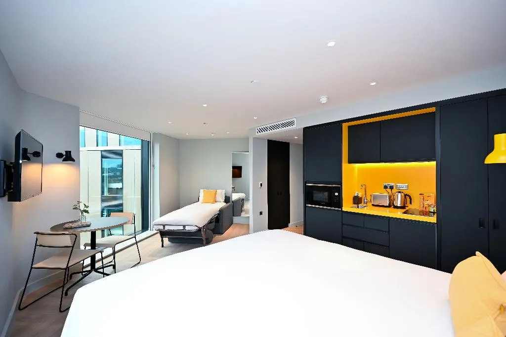 STUDIO CAPACITY 3 ONE BEDROOM Room, Staycity Dublin Mark Street, Dublin