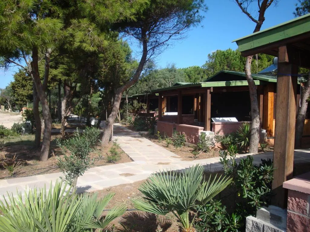 BUNGALOW CAPACITY 4 Room, Torre Del Porticciolo Camping - Village - Gampling, Alghero