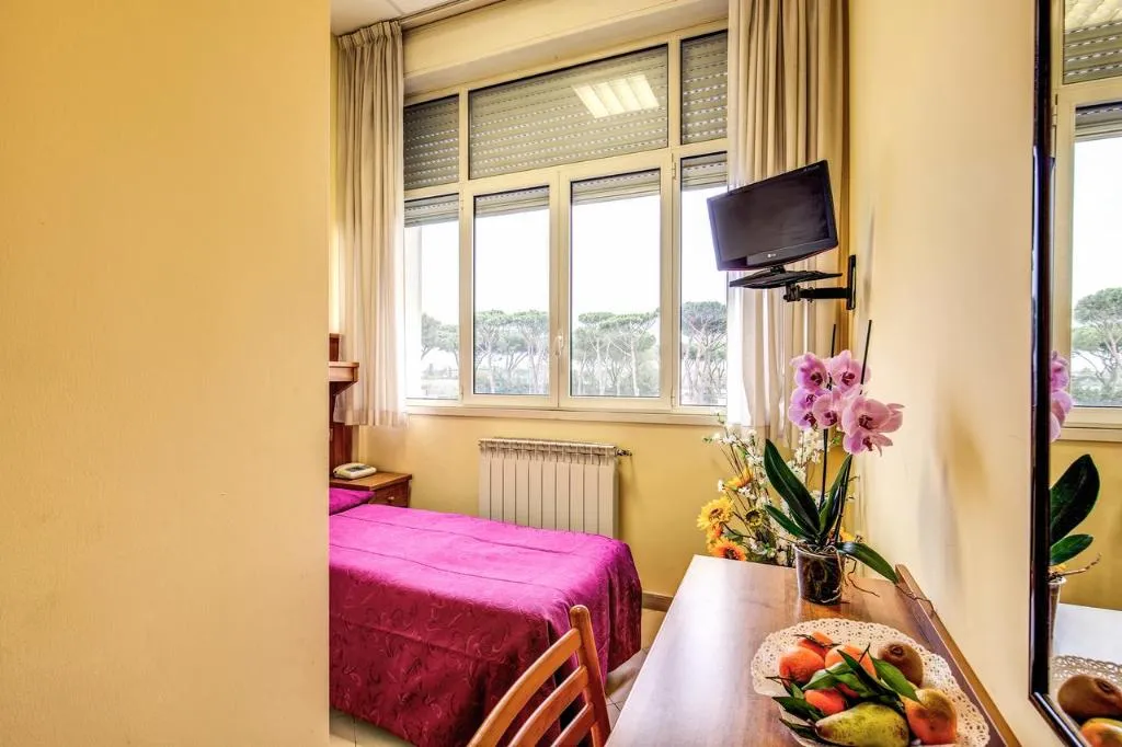 Double or Twin STANDARD Room, Domus Urbis, Rome