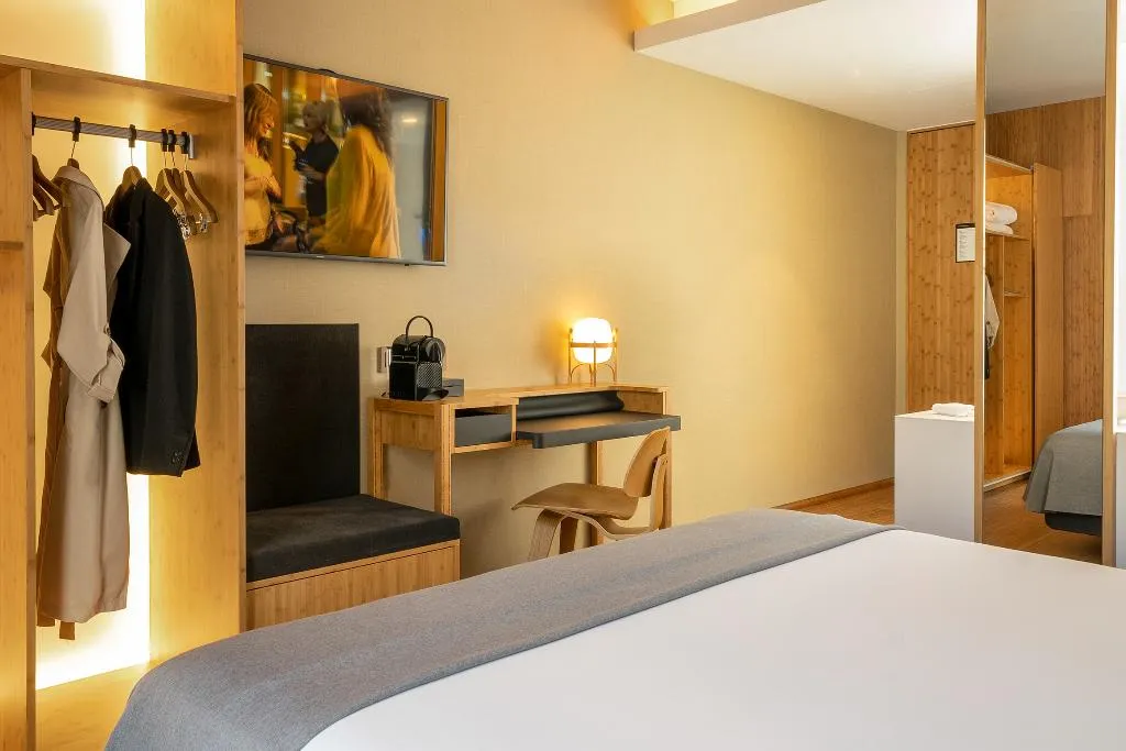 SINGLE SUPERIOR Room, Eurostars Barcelona Central, Barcelona