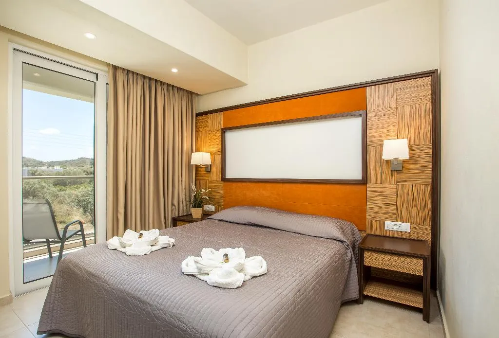 FAMILY ROOM GARDEN VIEW Room, Evita Studios, Rhodes