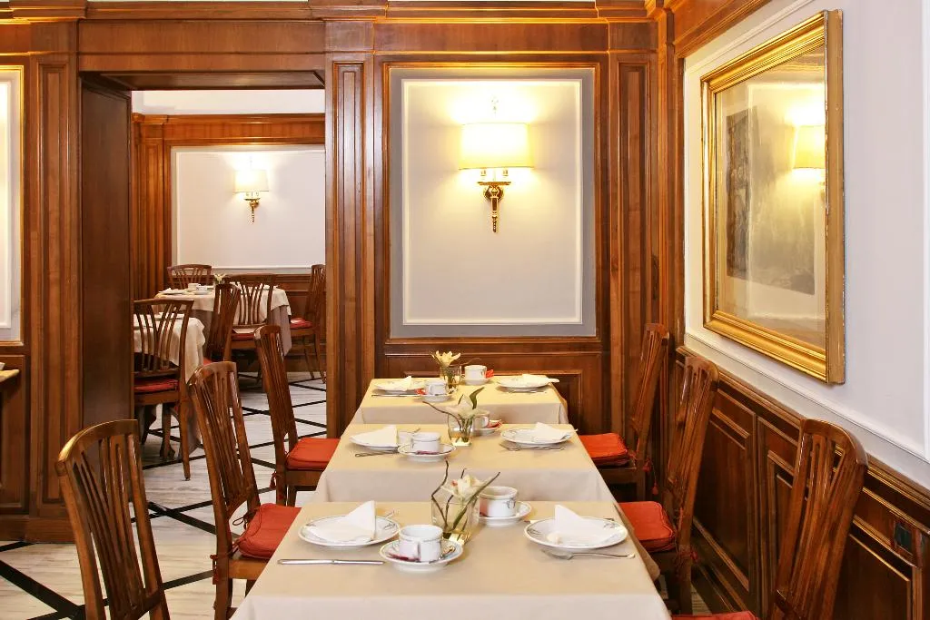 Restaurant, Hotel Arcangelo, Rome