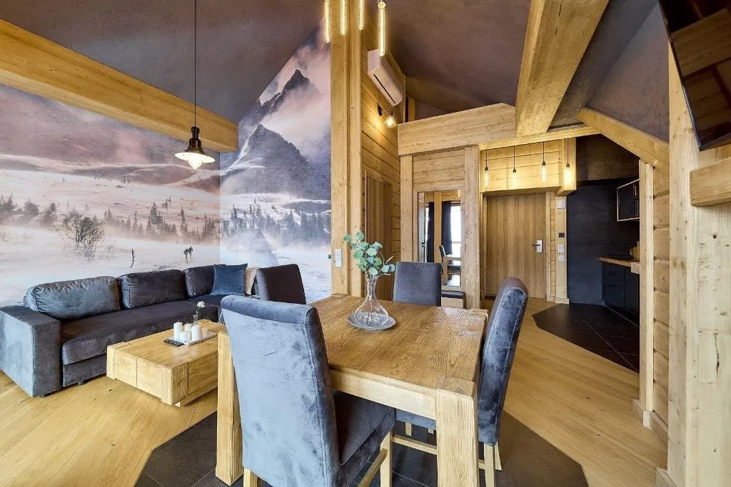 Room, ApartHotel Giewont, Krakow