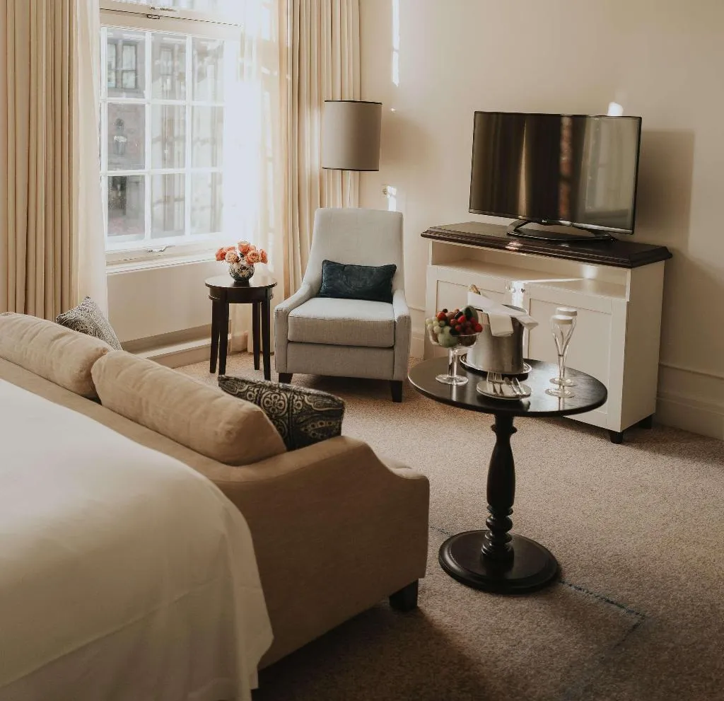 DOUBLE PREMIER KING BED Room, Waldorf Astoria Amsterdam, Amsterdam