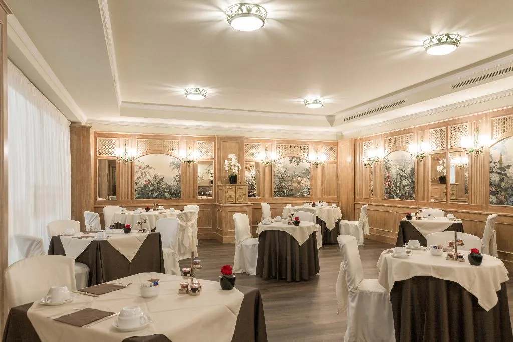Restaurant, Doria Grand Hotel, Milan