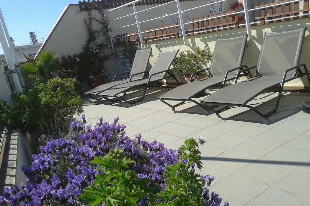 Terrace, Hostal Vila del Mar, Costa Brava
