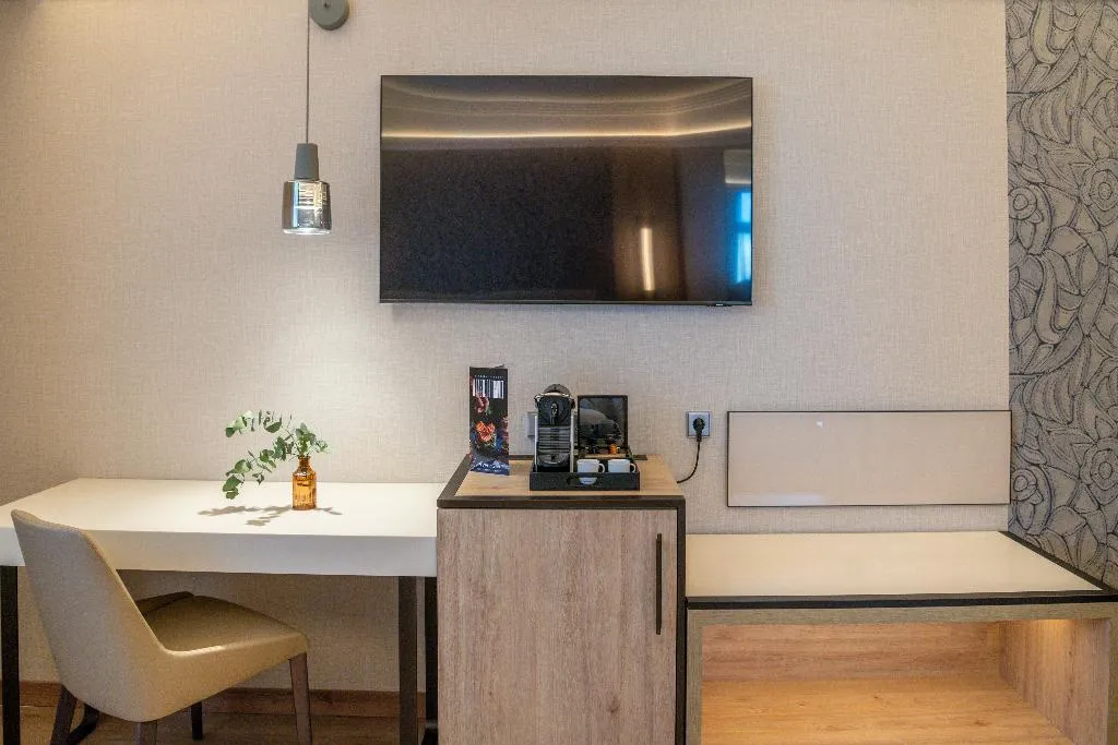TRIPLE SUPERIOR Room, VP SOGNIO Metropolitano, Madrid