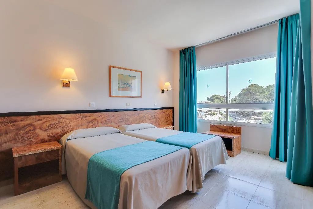 DOUBLE STANDARD Room, Gran Garbi Mar, Costa Brava