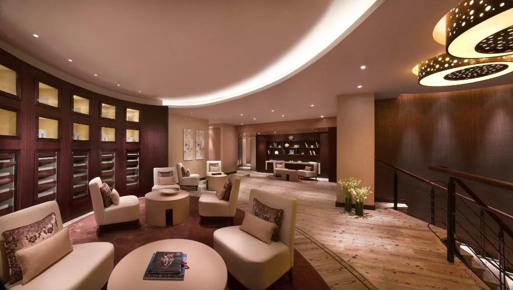 Sports and Entertainment, Grand Hyatt Residence, Dubai
