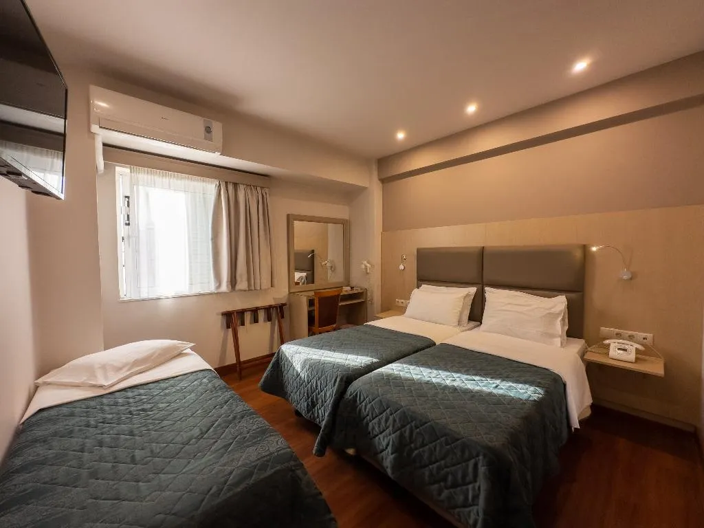 TRIPLE STANDARD Room, Anemoni, Athens