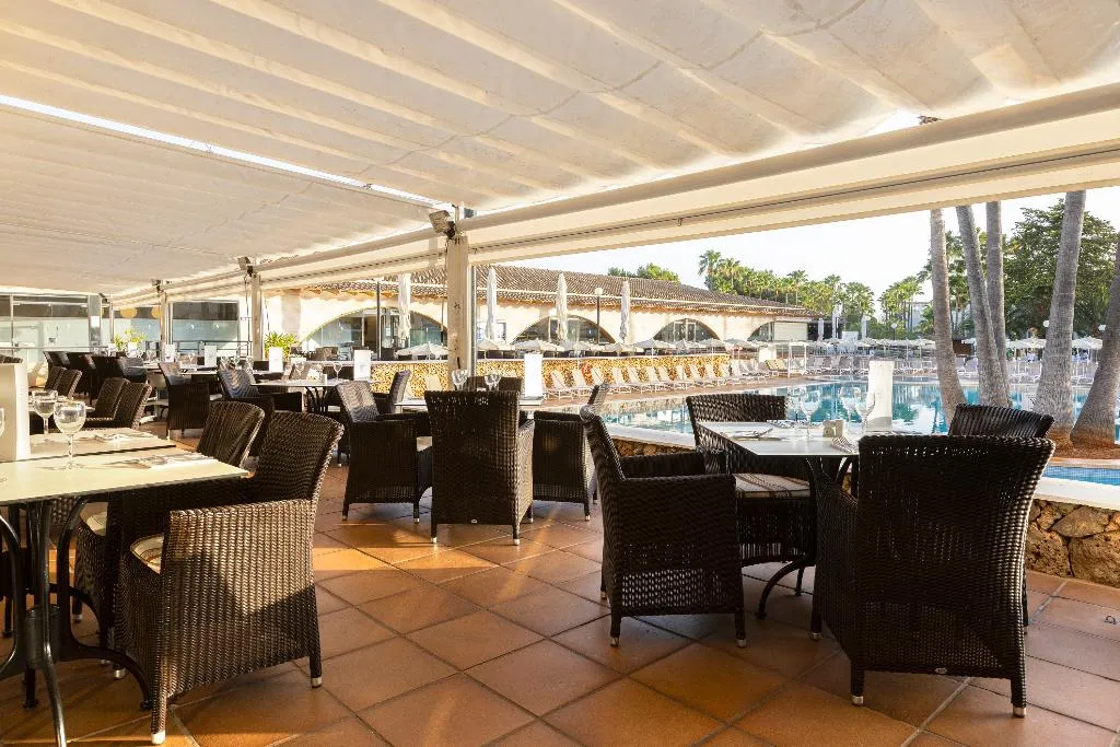 Restaurant, Hipotels Mediterraneo Club, Majorca