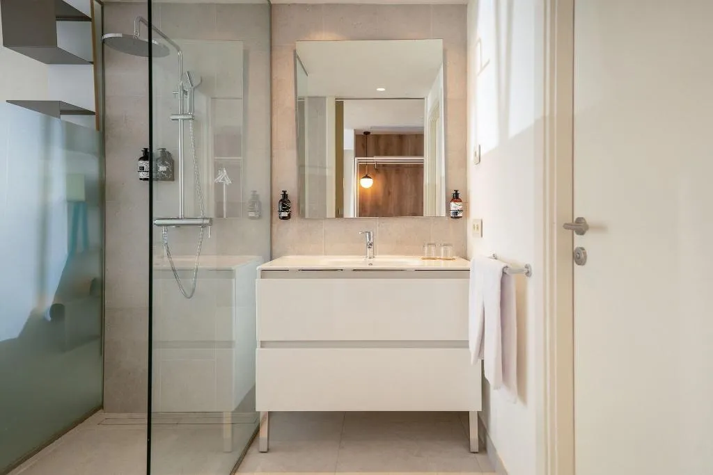 JUNIOR SUITE STANDARD Room, Innside by Melia Calvia Beach, Majorca