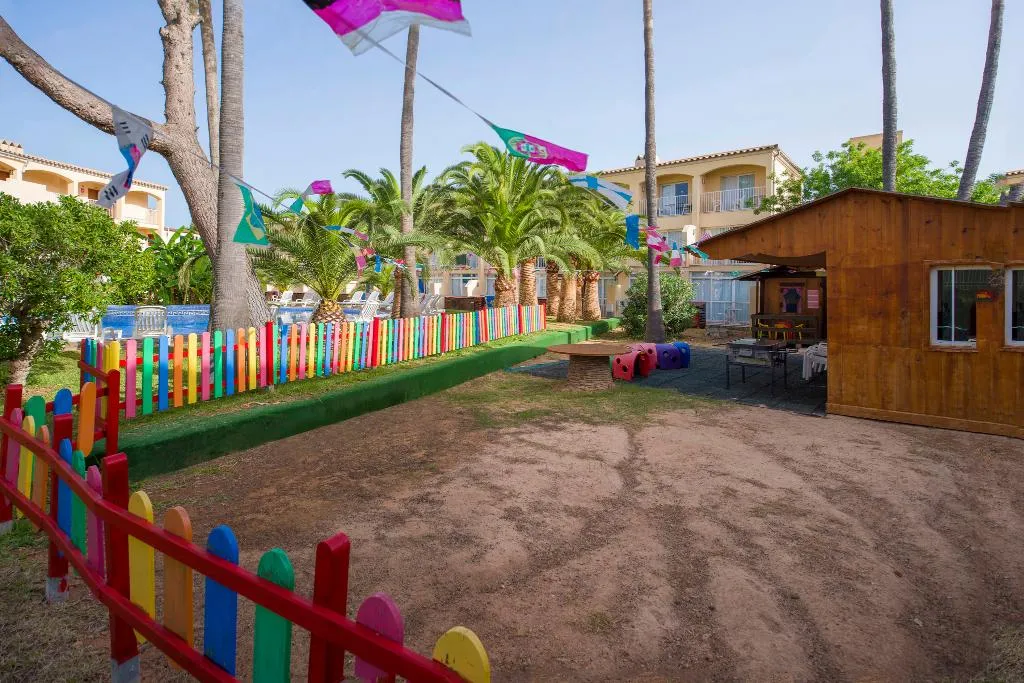 Sports and Entertainment, Vibra Cala Tarida Hotel, Ibiza