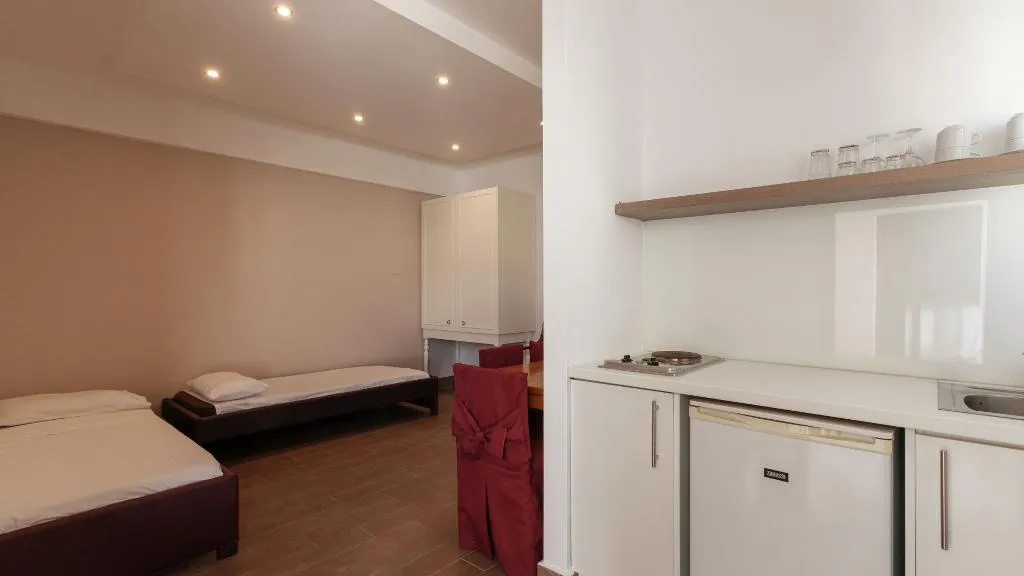 FAMILY ROOM ONE BED Room, Nami Hotel & Suites, Crete