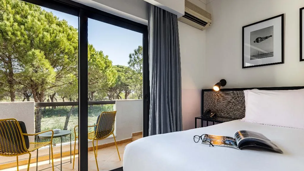 Double or Twin STANDARD Room, The Magnolia Hotel, Algarve