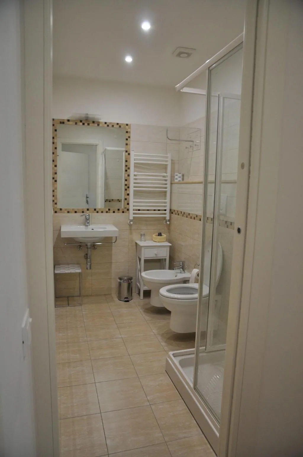Room, B B Five Roma, Rome