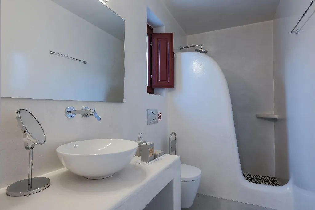 SUITE DELUXE SEA VIEW Room, Aplada Suites, Santorini