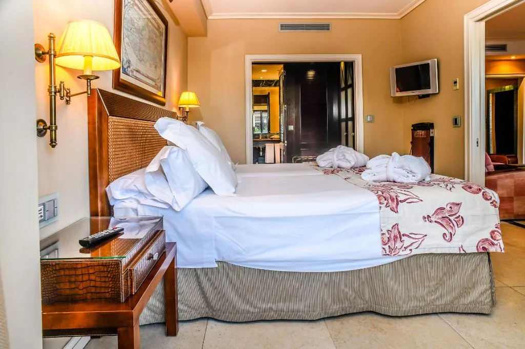 JUNIOR SUITE SUPERIOR Room, Gran Hotel Guadalpin Banus, Costa Del Sol