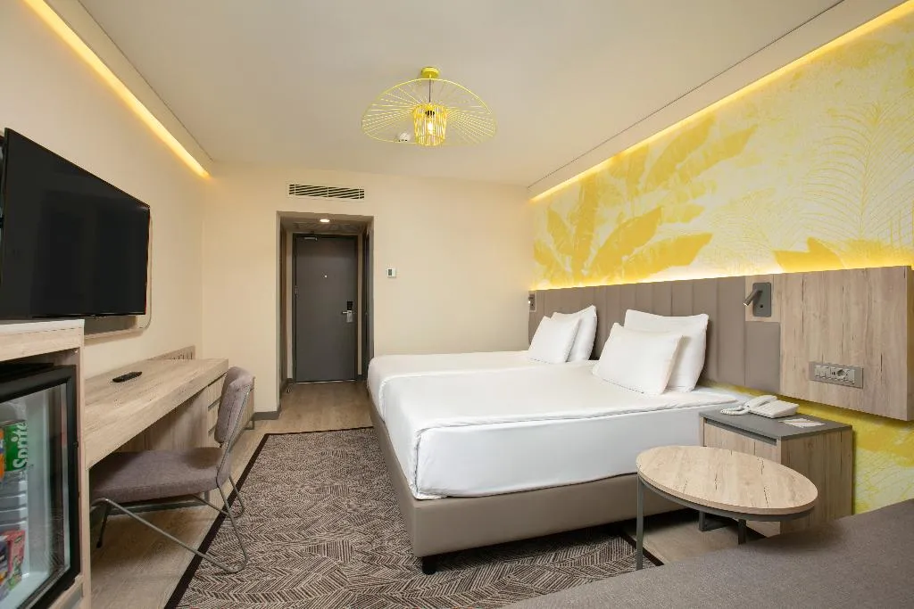 TRIPLE GARDEN VIEW Room, Megasaray Resort Side, Antalya