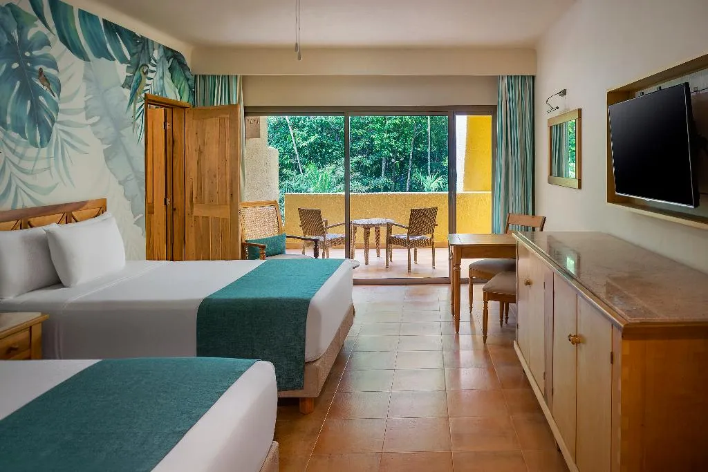 FAMILY ROOM TWO BEDROOMS Room, Iberostar Selection Paraiso Lindo All Inclusive, Cancun Area