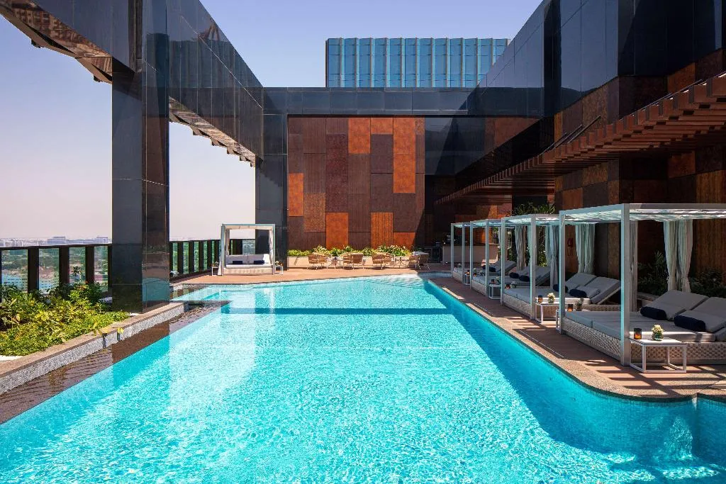 Pool, DoubleTree by Hilton Dubai M Square, Dubai