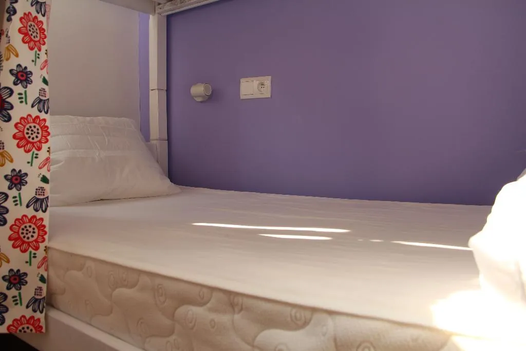 Bed in dormitory CAPACITY 8 Room, Lorf Hostel&Coffee, Krakow