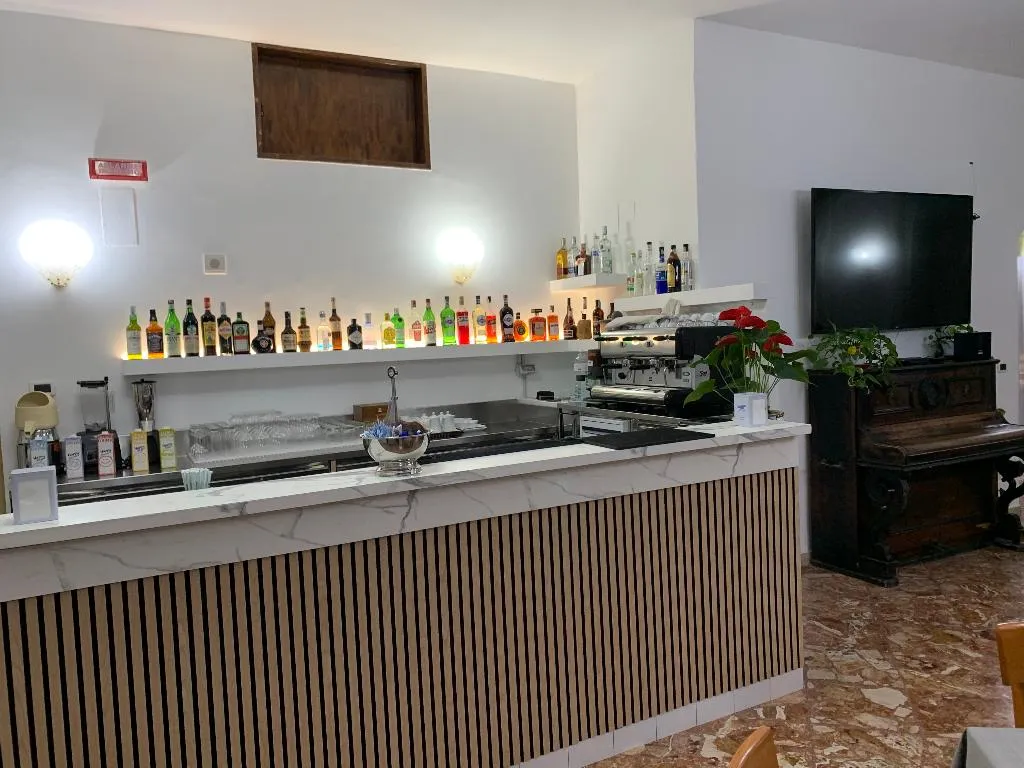 Bar, Hotel Conte Ischia, Naples