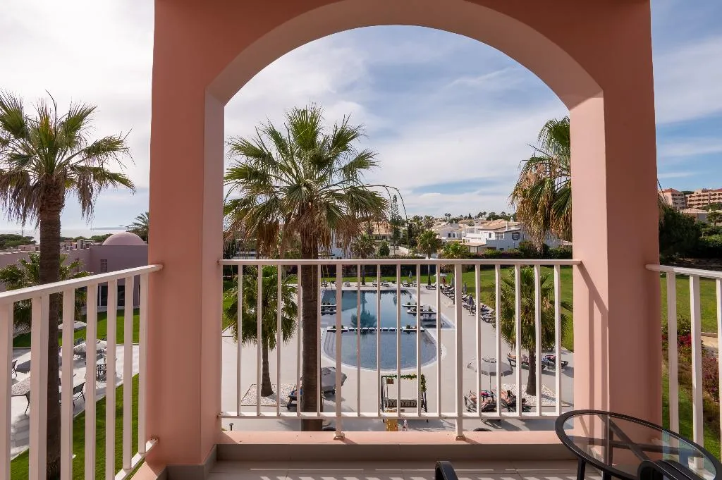 DOUBLE SINGLE USE POOL VIEW Room, Vila Gale Collection Praia, Algarve