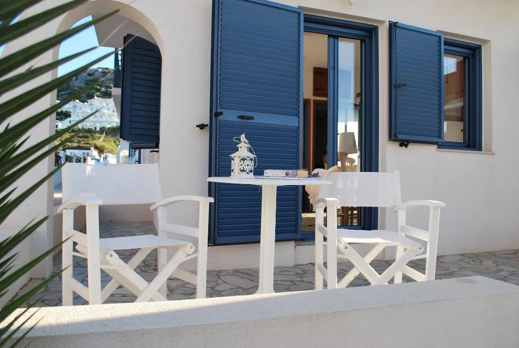 Room, Okirroi Villas and Apts, Crete