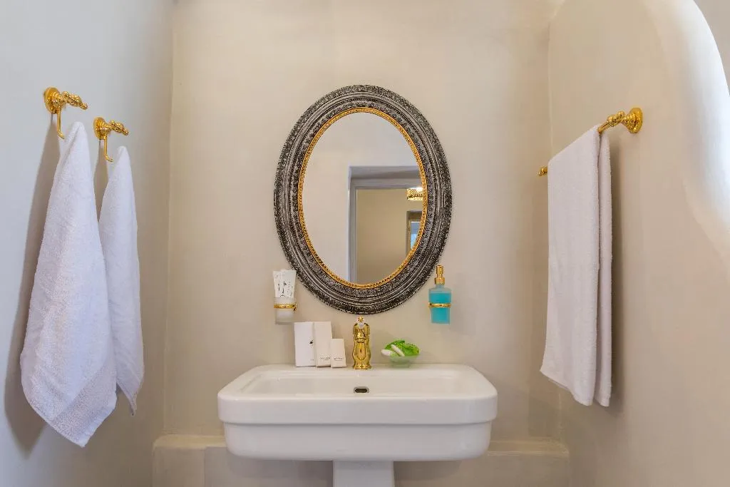 SUITE STANDARD Room, Tramonto Secret Villas, Santorini