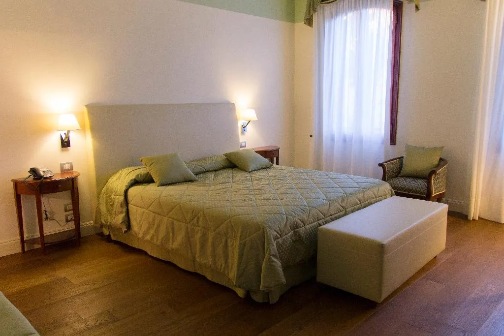 Double or Twin SUPERIOR Room, Sant Antonin, Venice